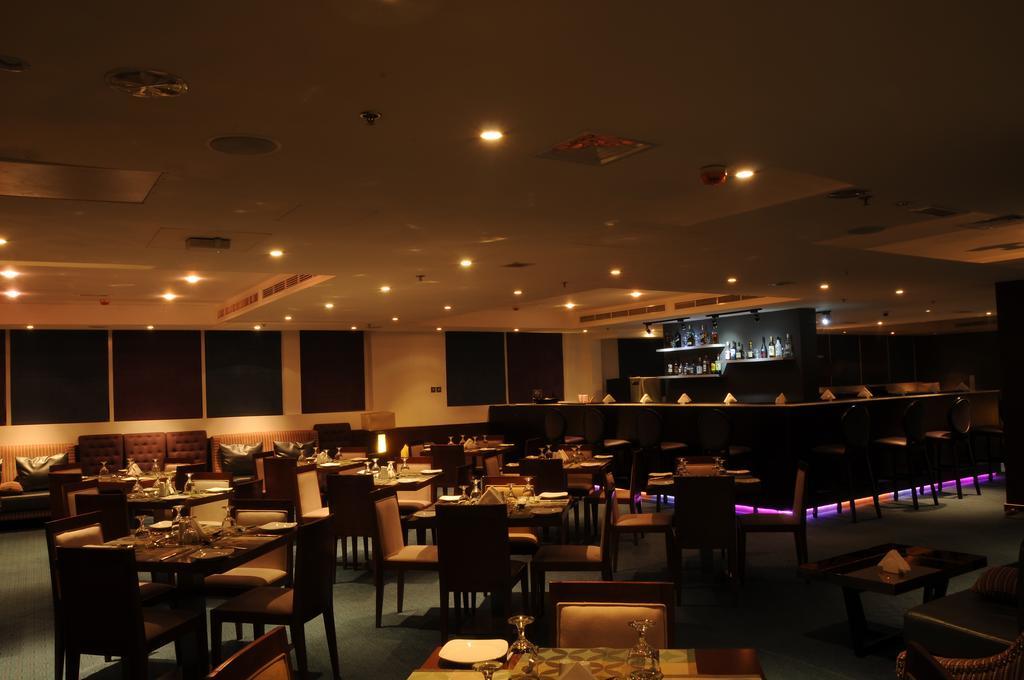 Holiday Bahrain Hotel Manama Eksteriør billede