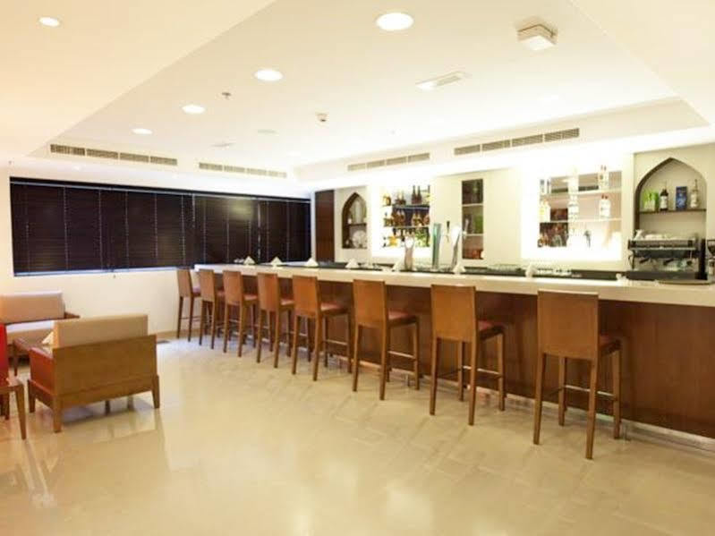 Holiday Bahrain Hotel Manama Eksteriør billede