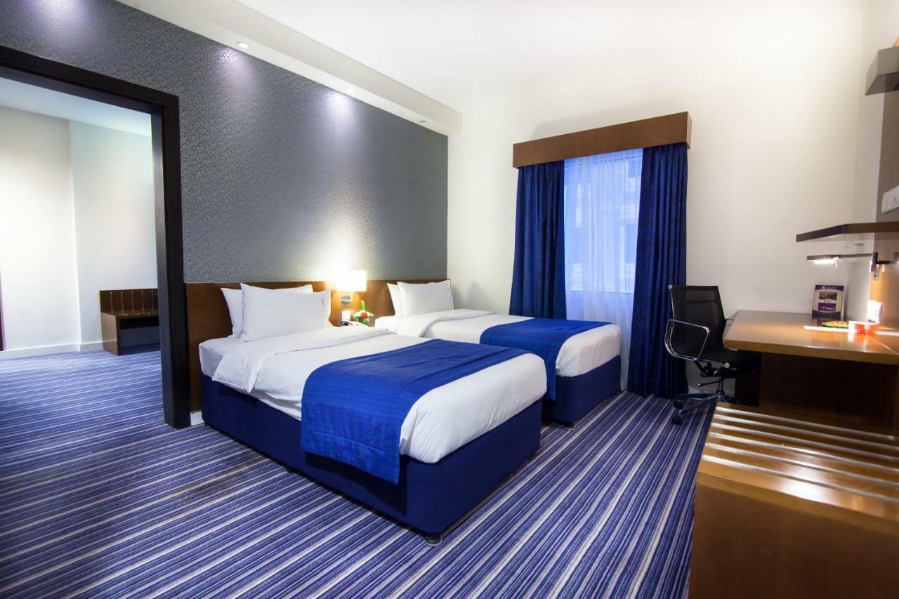 Holiday Bahrain Hotel Manama Eksteriør billede