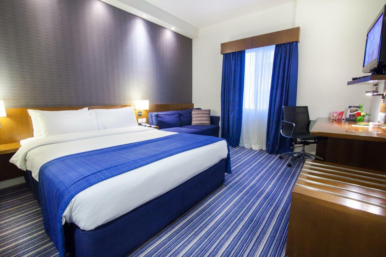 Holiday Bahrain Hotel Manama Eksteriør billede