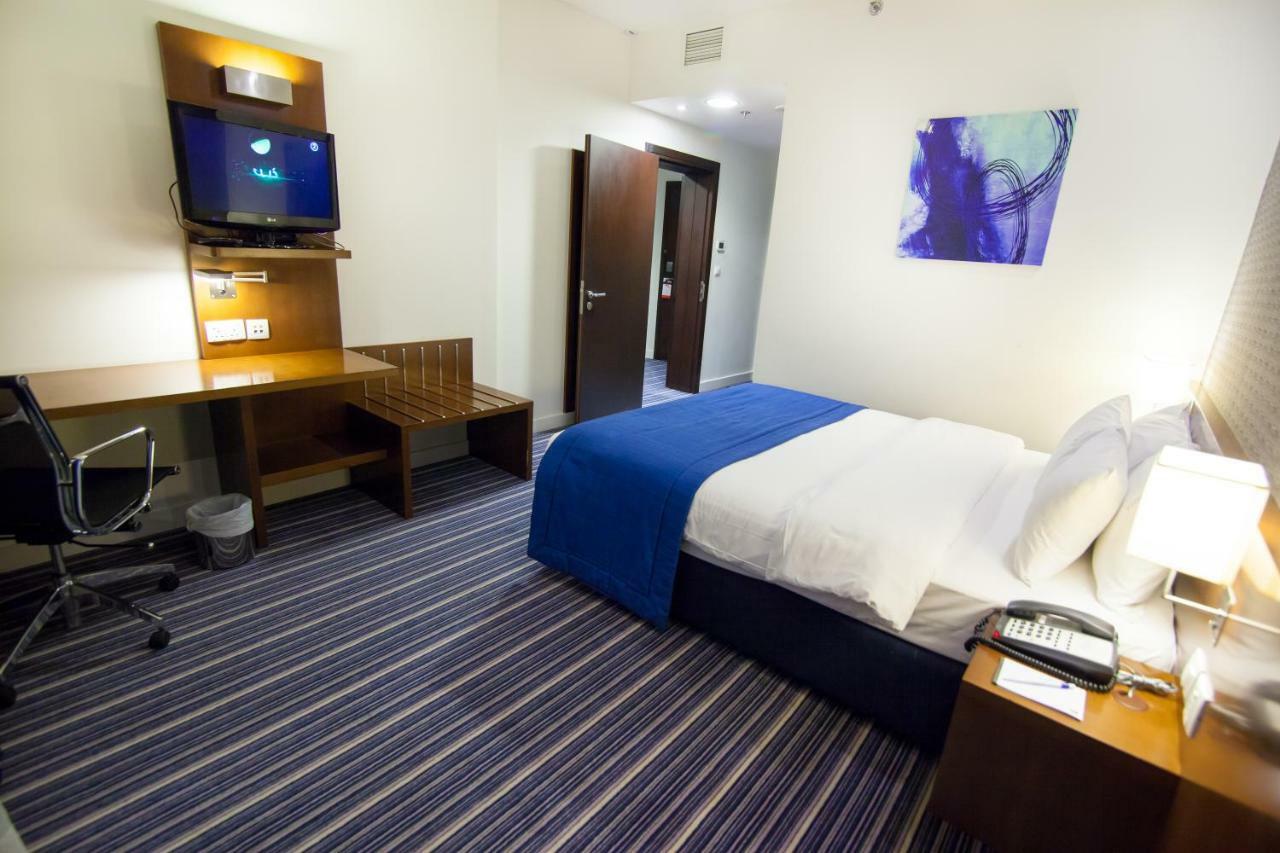 Holiday Bahrain Hotel Manama Eksteriør billede