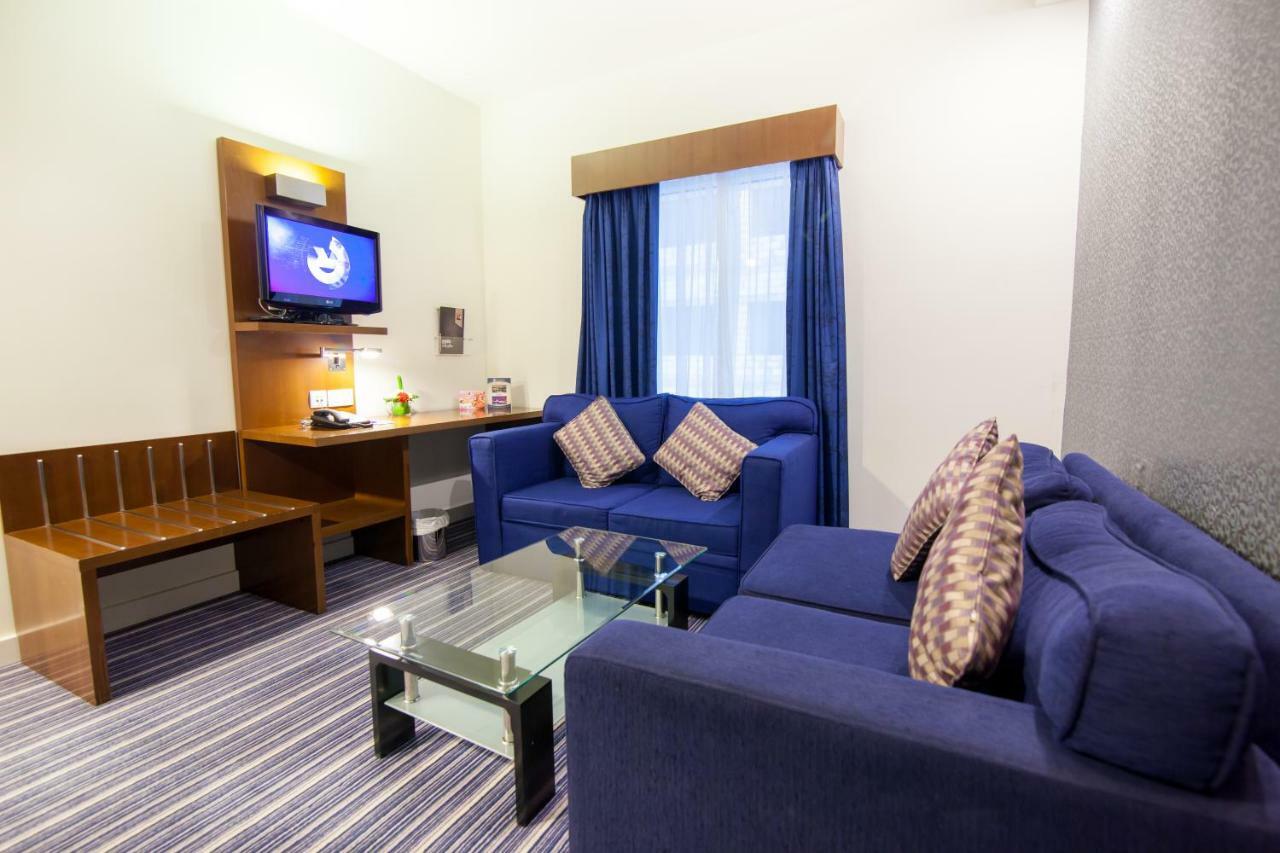 Holiday Bahrain Hotel Manama Eksteriør billede