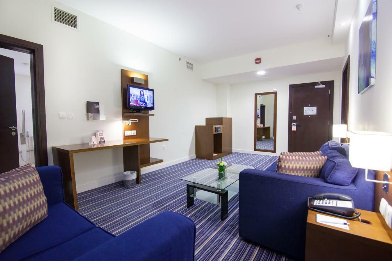 Holiday Bahrain Hotel Manama Eksteriør billede