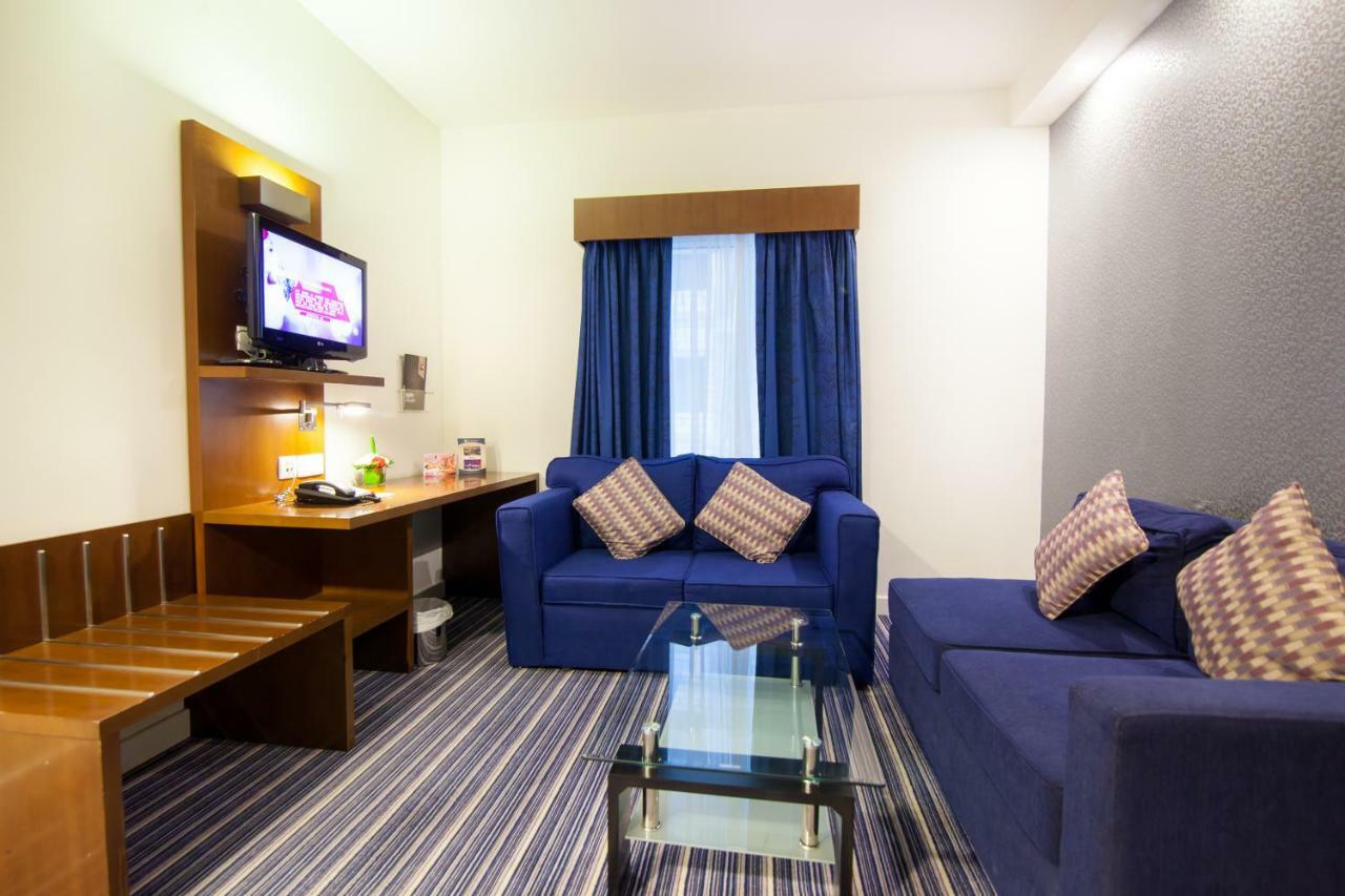 Holiday Bahrain Hotel Manama Eksteriør billede